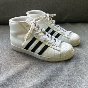 Adidas hi-top superstar White and Black Sneakers